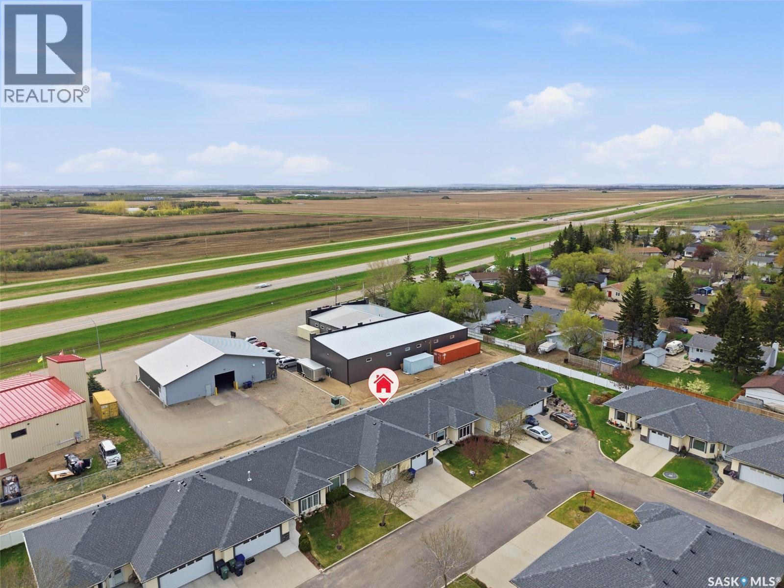 8 320 3Rd Street, Osler, SK - Outdoor With View