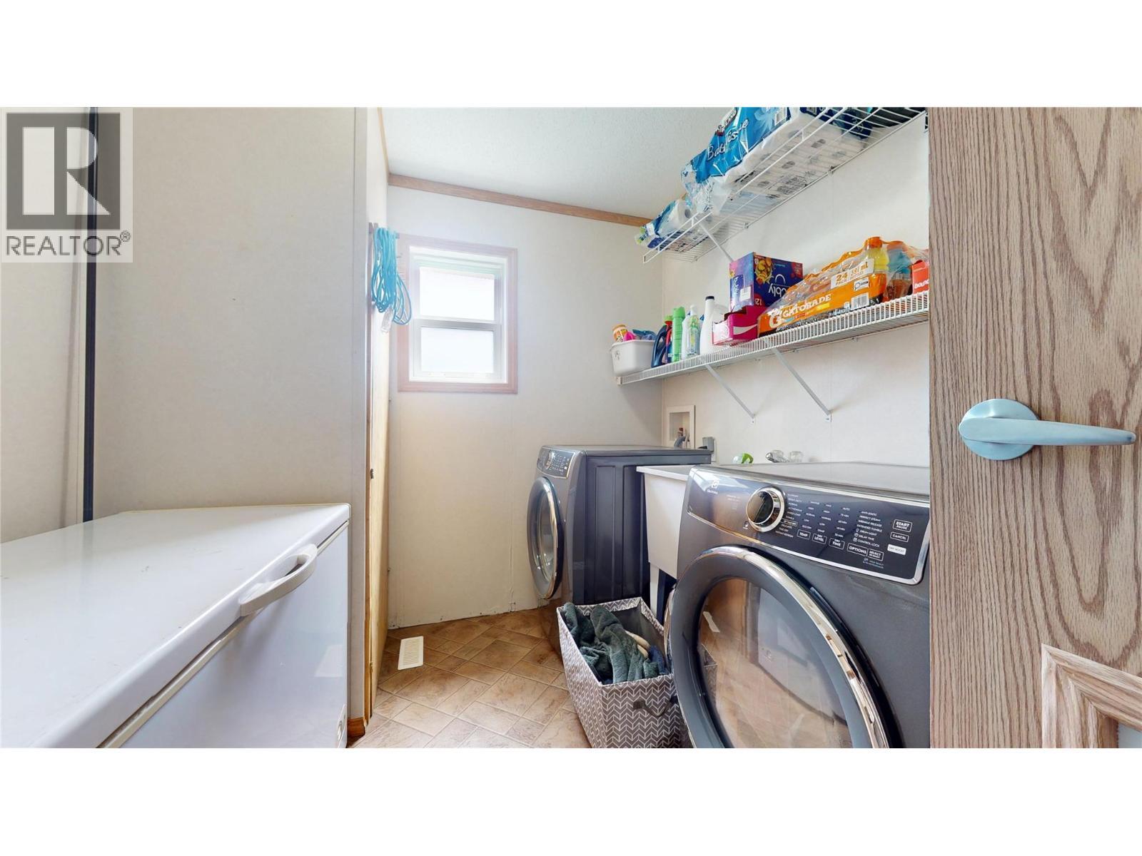 100 Industrial Road 1 Unit# 101, Sparwood, BC