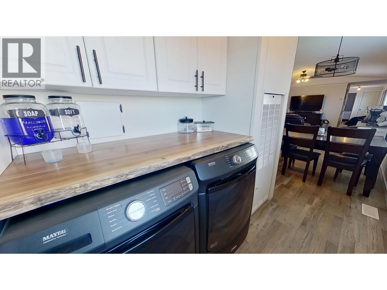 10074 99 Street, Taylor, BC - Indoor