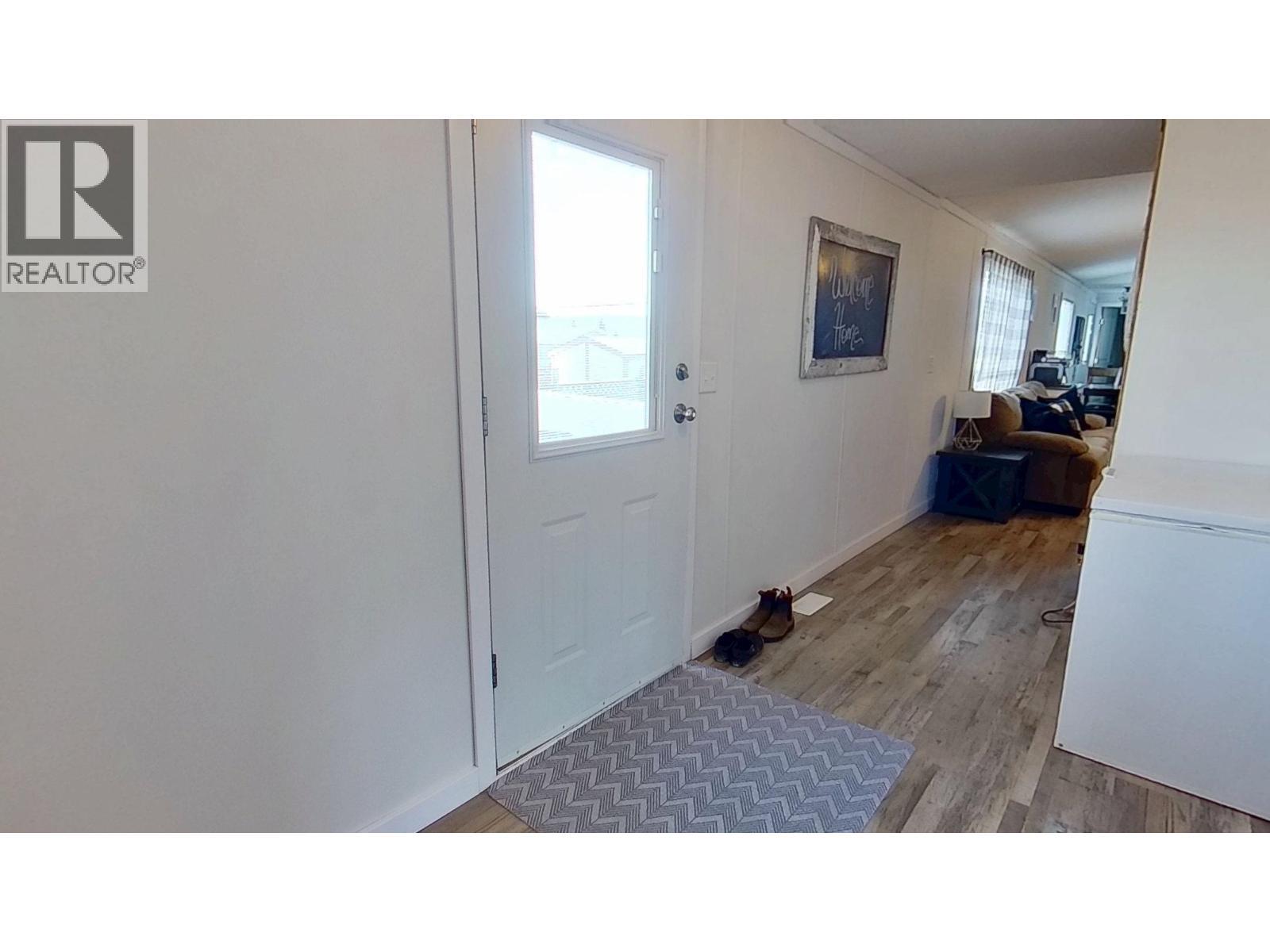 10074 99 Street, Taylor, BC - Indoor Photo Showing Other Room