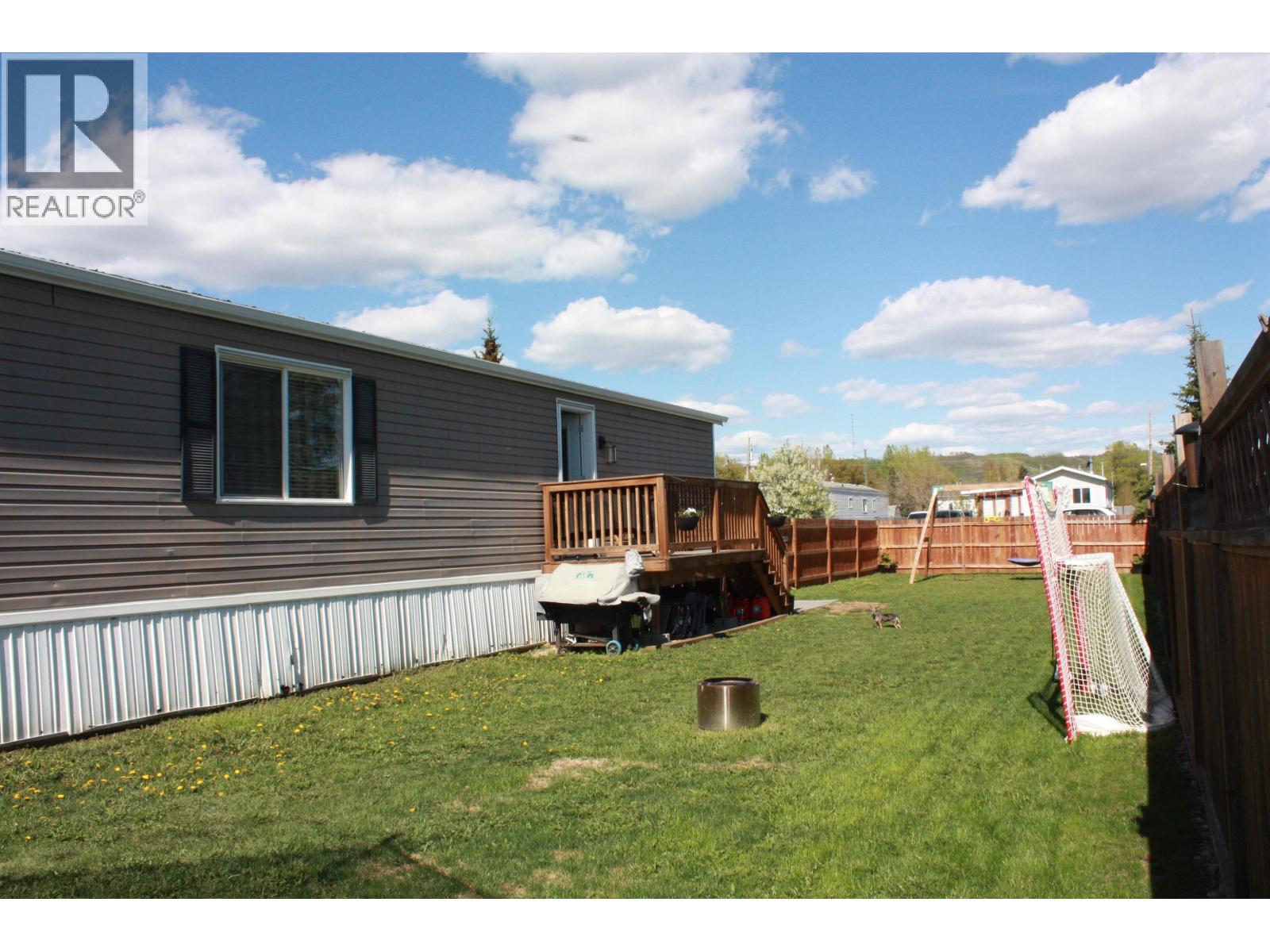 10074 99 Street, Taylor, BC - Outdoor