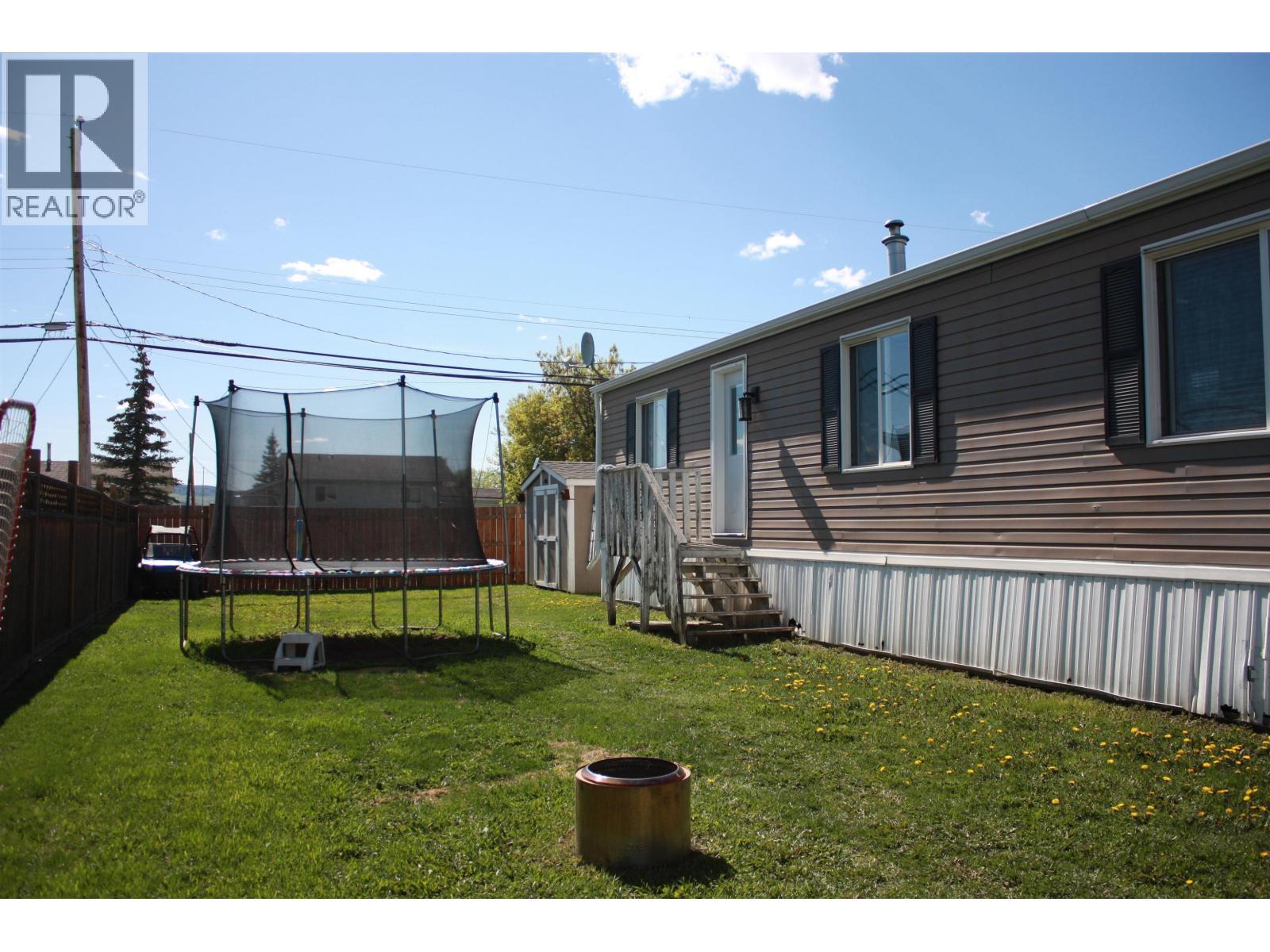 10074 99 Street, Taylor, BC - Outdoor