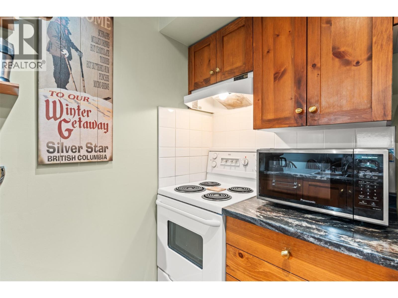 155 Silver Lode Lane Unit# 256, Vernon, BC - Indoor Photo Showing Kitchen