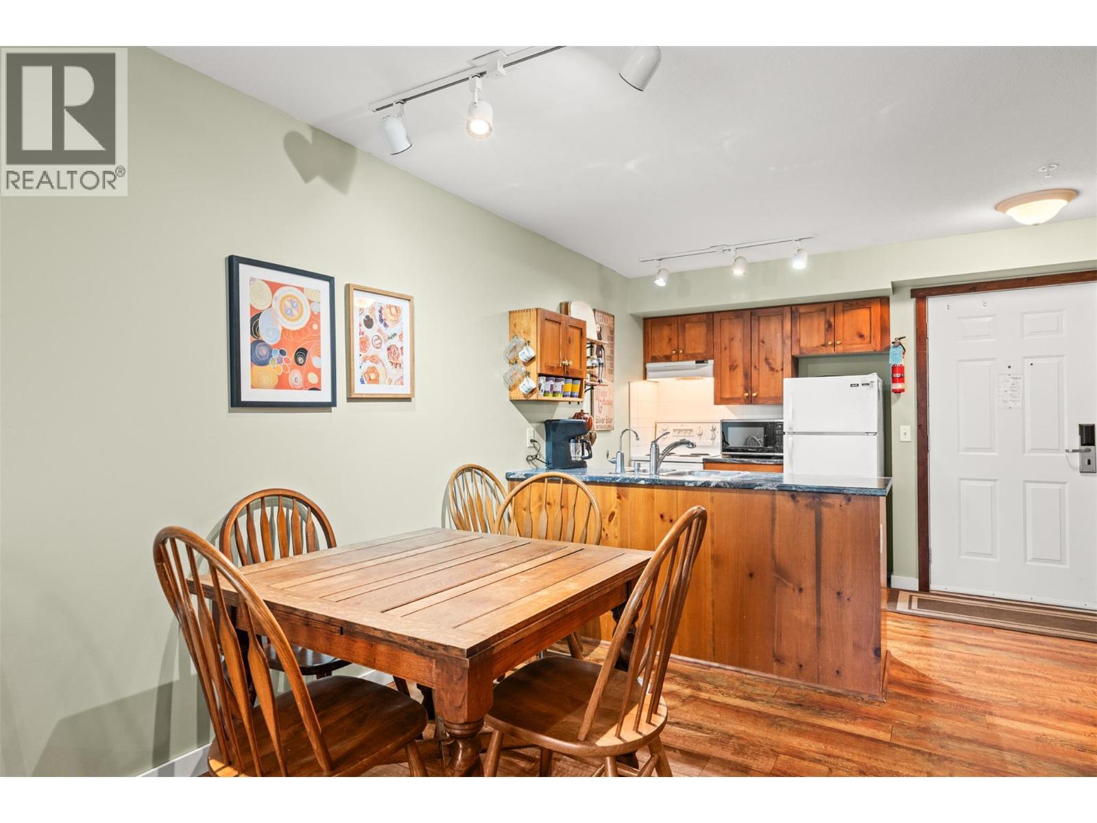 155 Silver Lode Lane Unit# 256, Vernon, BC - Indoor Photo Showing Dining Room