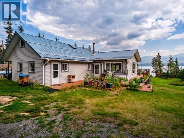52 Lakeview Road, Whitehorse South, YT - Outdoor