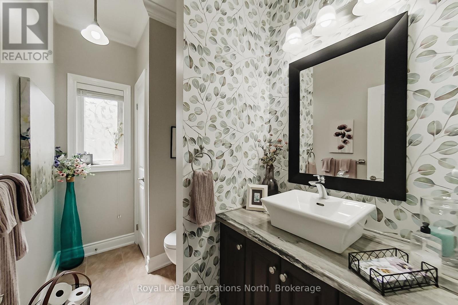 23 Covington Blue Crescent, Wasaga Beach, ON - Indoor Photo Showing Bathroom