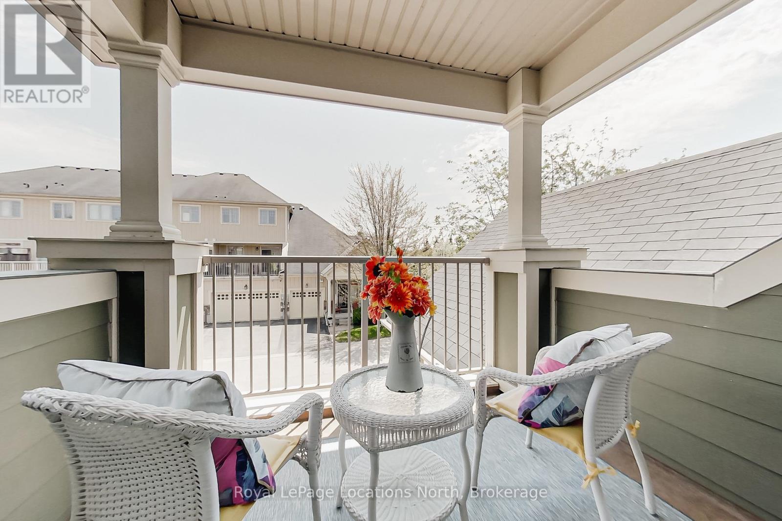 23 Covington Blue Crescent, Wasaga Beach, ON - Outdoor With Exterior