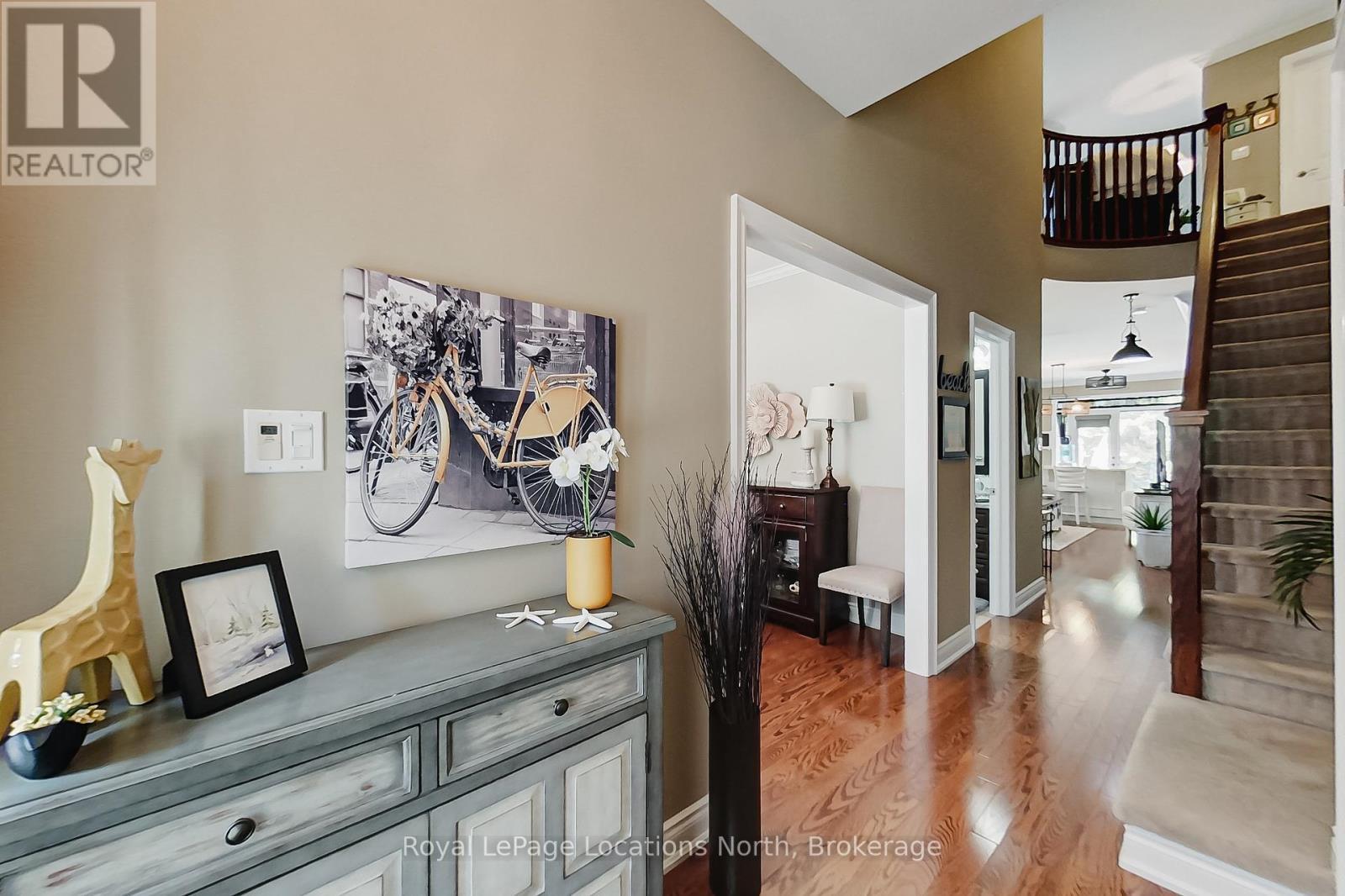 23 Covington Blue Crescent, Wasaga Beach, ON - Indoor Photo Showing Other Room