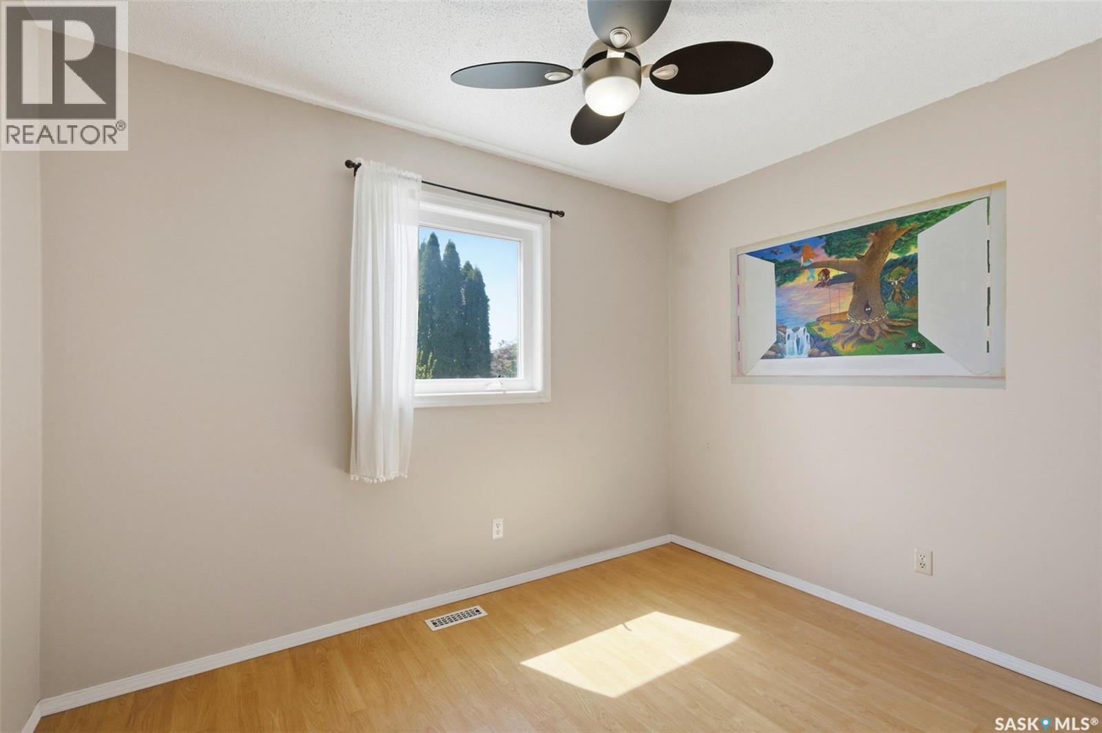 230 Konihowski Road, Saskatoon, SK - Indoor Photo Showing Other Room