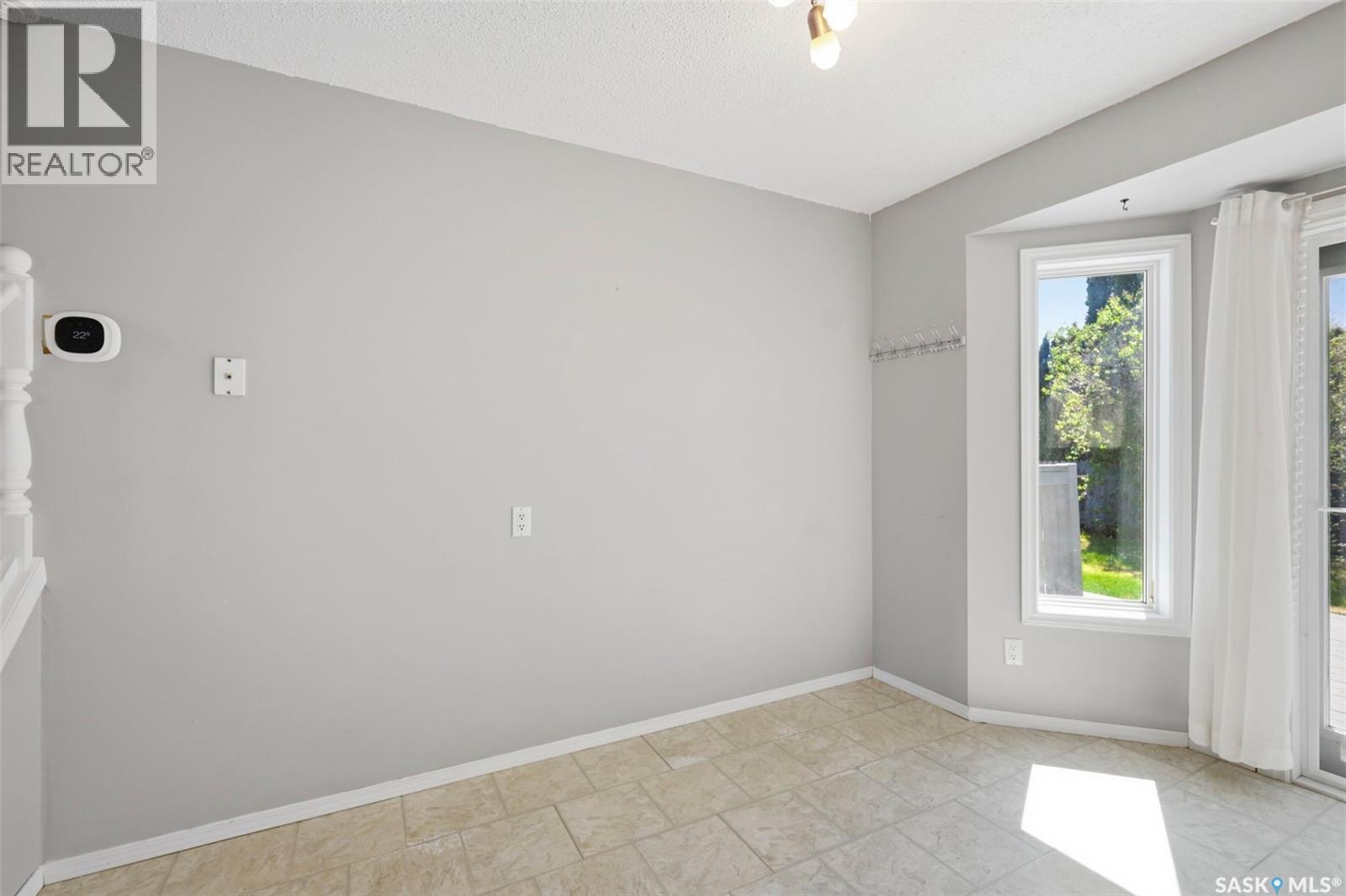 230 Konihowski Road, Saskatoon, SK - Indoor Photo Showing Other Room