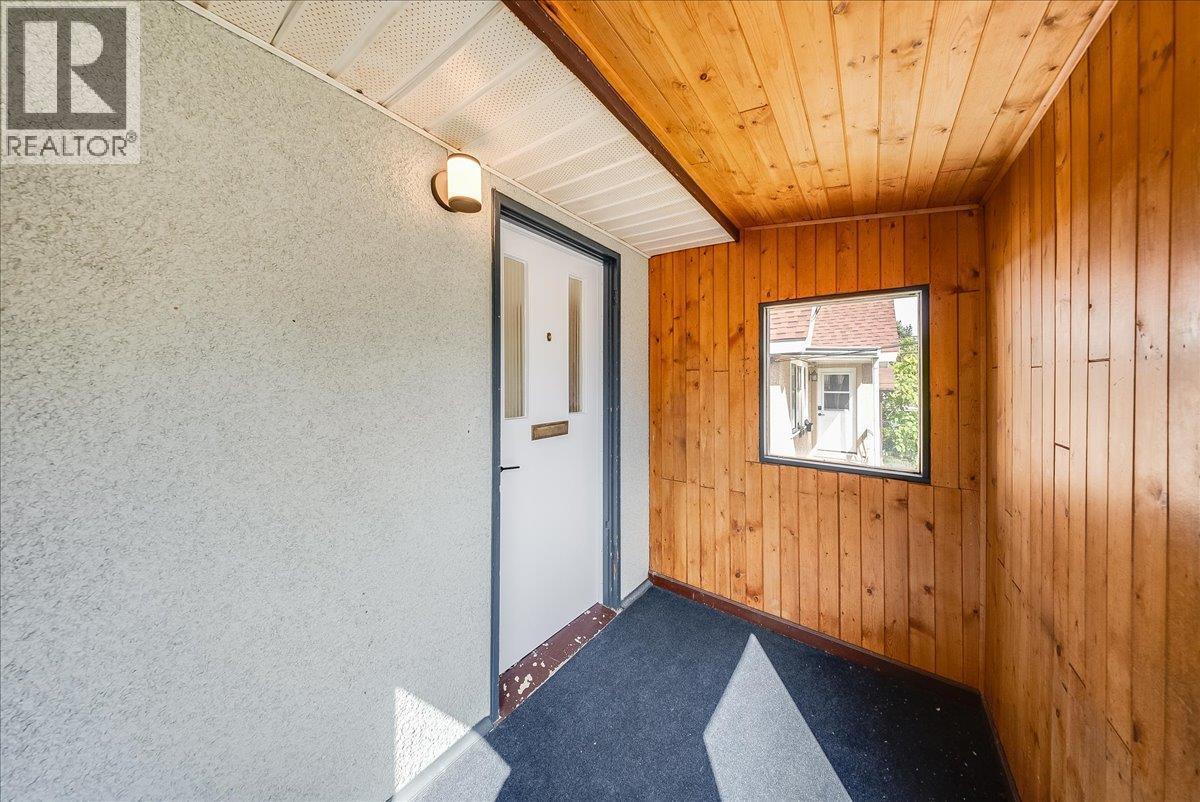 1480 Third Avenue, Trail, BC - Indoor Photo Showing Other Room