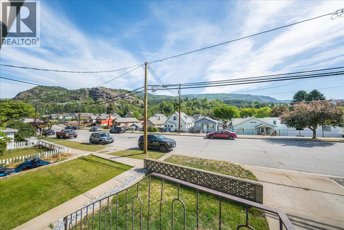 1480 Third Avenue, Trail, BC - Outdoor With View