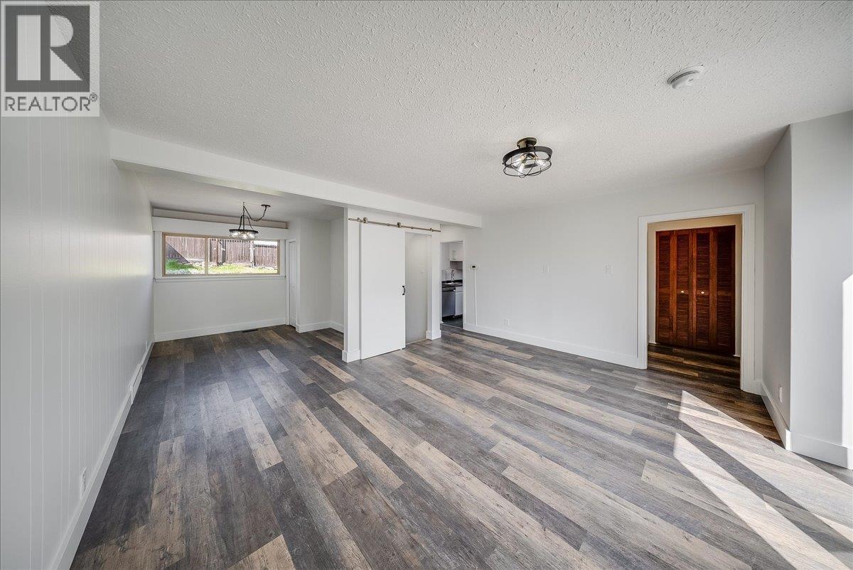 1480 Third Avenue, Trail, BC - Indoor Photo Showing Other Room