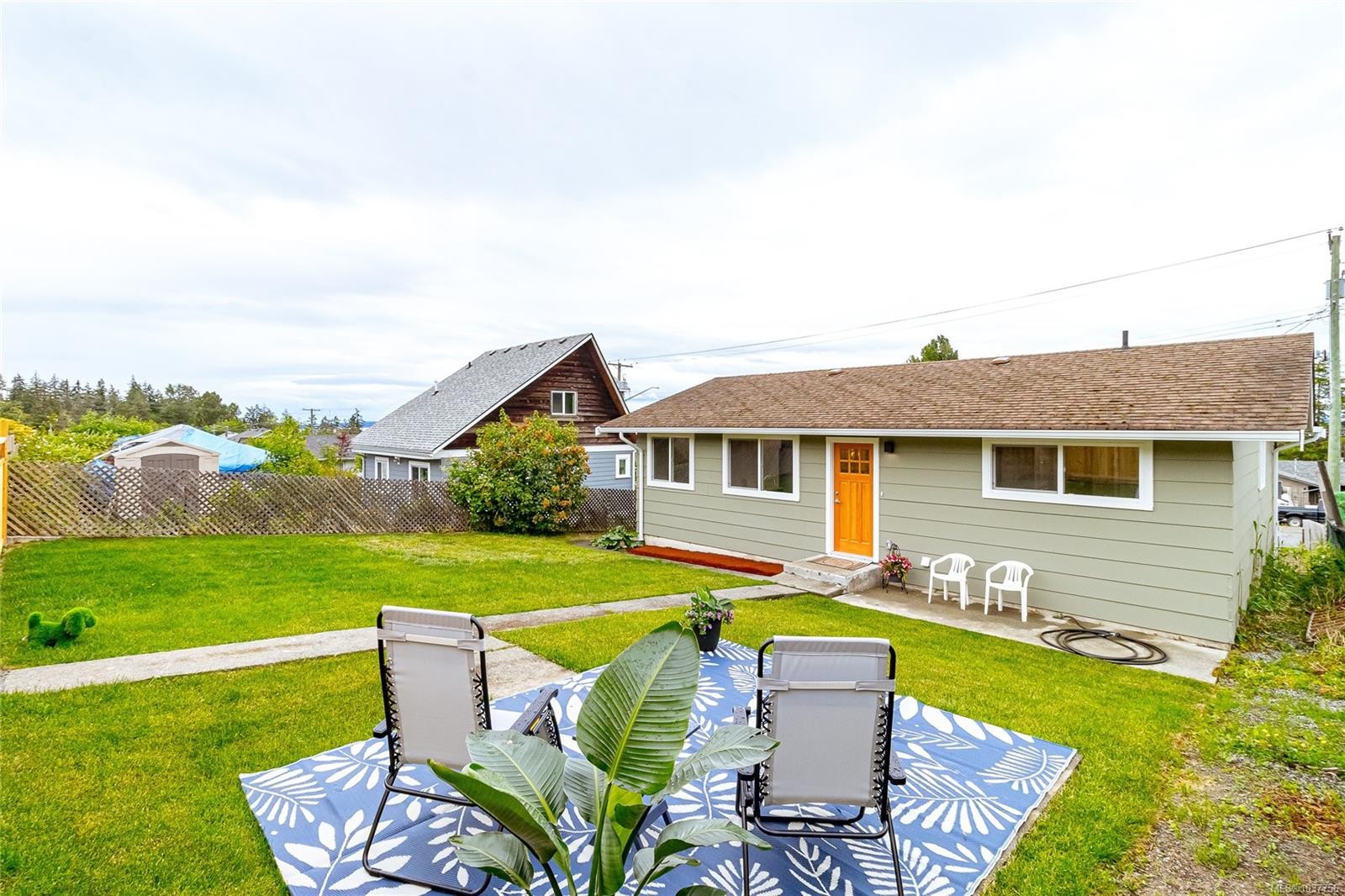 8082 York Ave, Crofton, BC