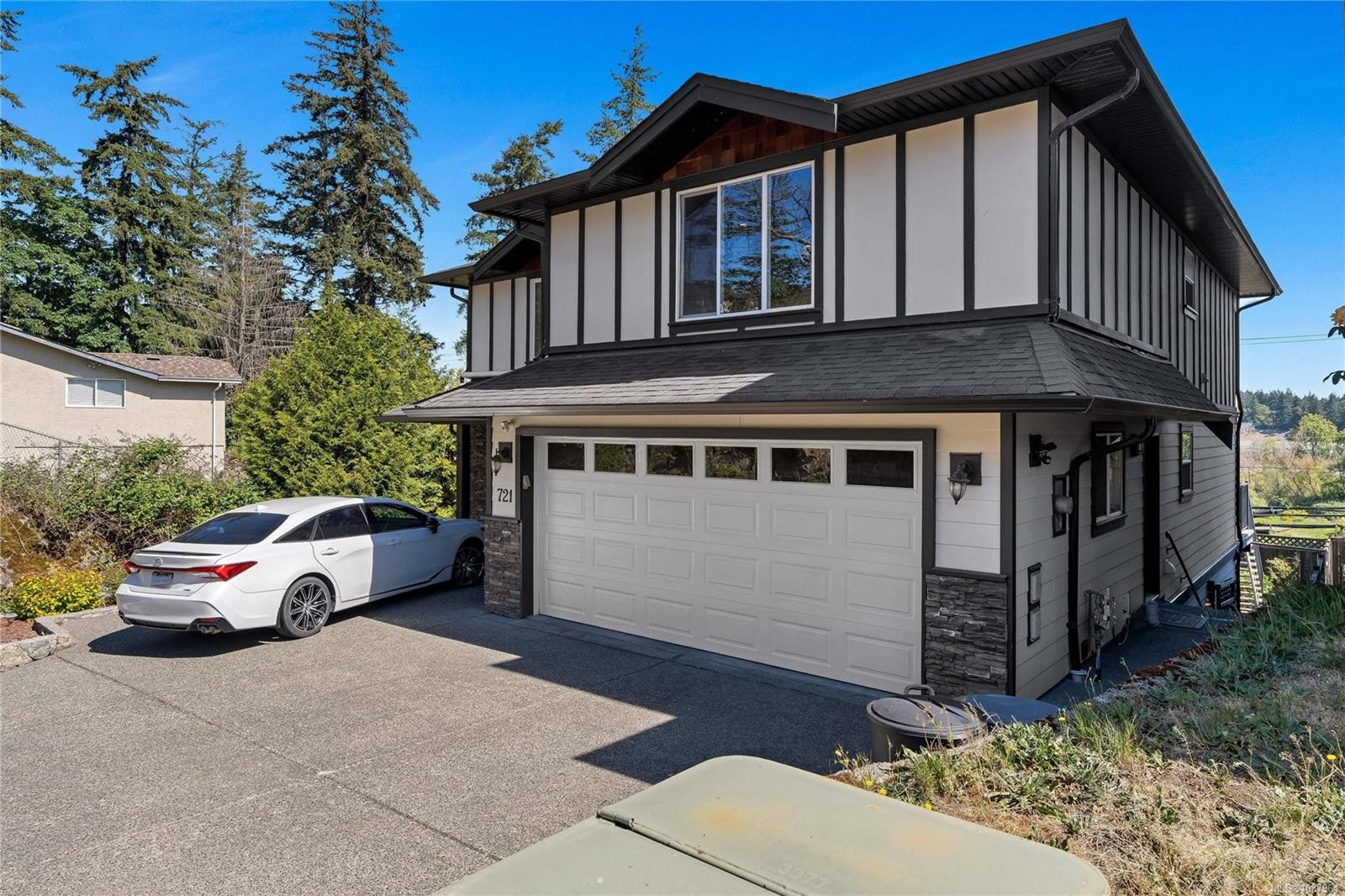 721 Nirwan Pl, Langford, BC