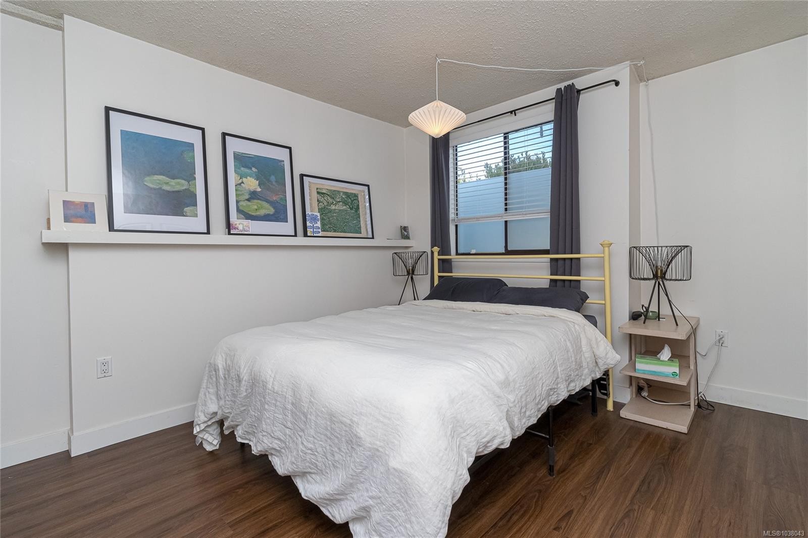 #102-1745 Leighton Rd, Victoria, BC - Indoor Photo Showing Bedroom