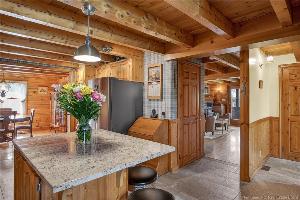 913 Guthrie Rd, Midland, NB
