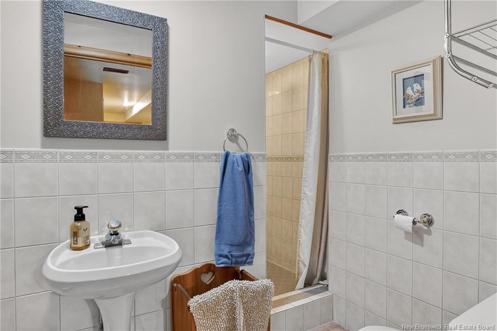 913 Guthrie Rd, Midland, NB