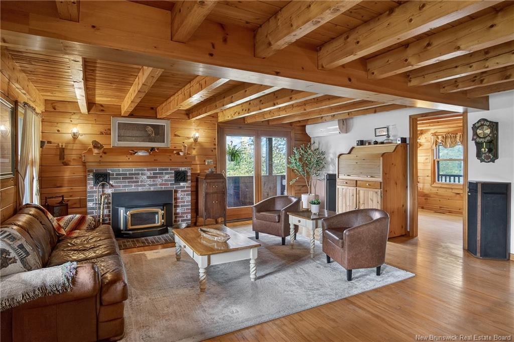913 Guthrie Rd, Midland, NB