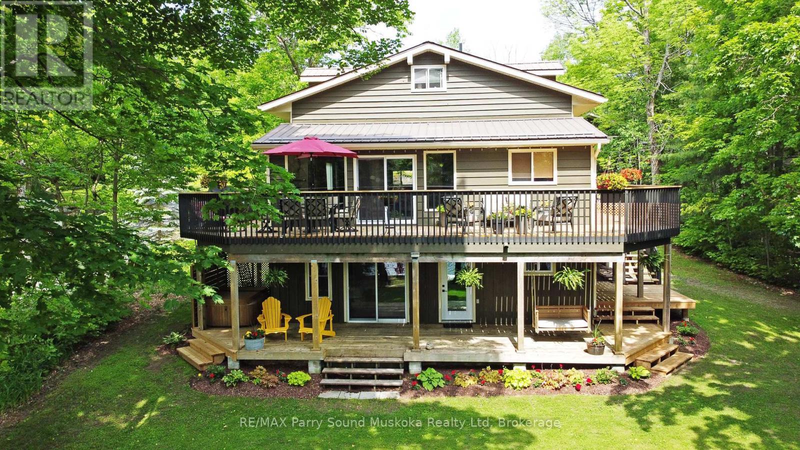 Immaculate lake house; over 3000 sf - 13 Peninsula Shores Road E, Mcdougall, ON - Outdoor With Deck Patio Veranda