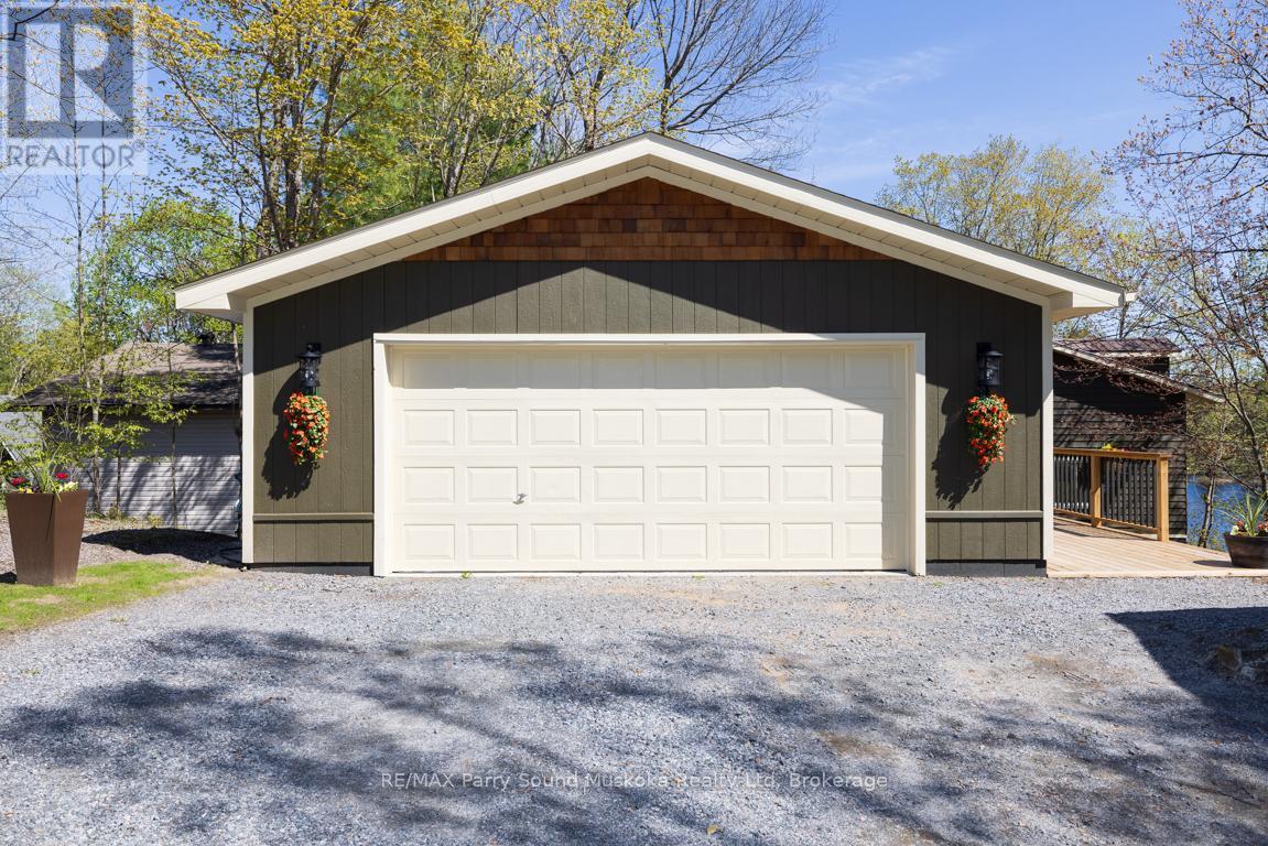 Garage 25 x 23 - 13 Peninsula Shores Road E, Mcdougall, ON - Outdoor