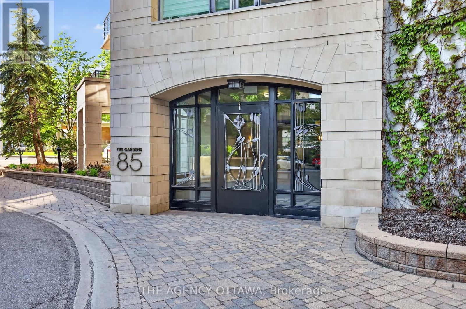 Front Entrance of 85 Bronson - 905 - 85 Bronson Avenue, Ottawa, ON - Outdoor