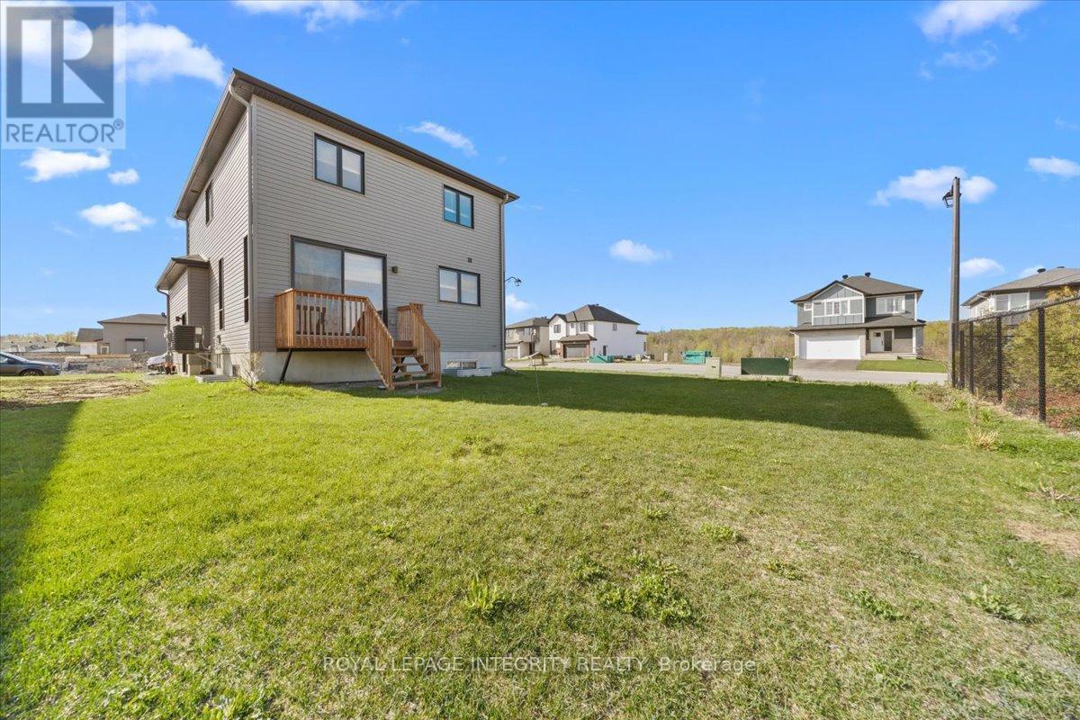99 Rutile Street, Clarence-Rockland, ON - Outdoor With Deck Patio Veranda