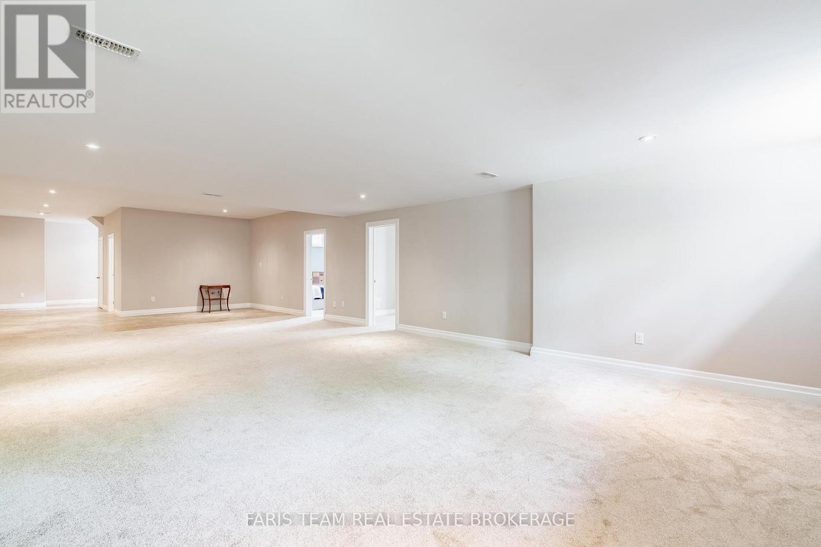 470 Baseline Road S, Tiny, ON - Indoor