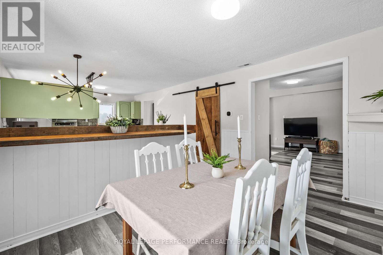 861 Louis Ernest Road, The Nation, ON - Indoor Photo Showing Dining Room