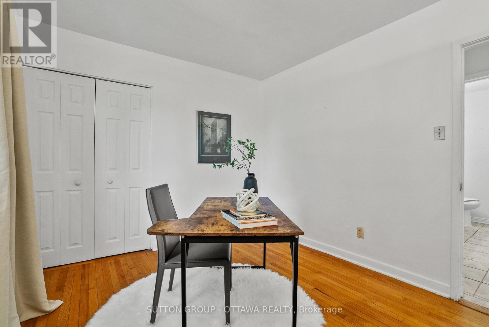 45 Larkspur Drive, Ottawa, ON - Indoor Photo Showing Dining Room