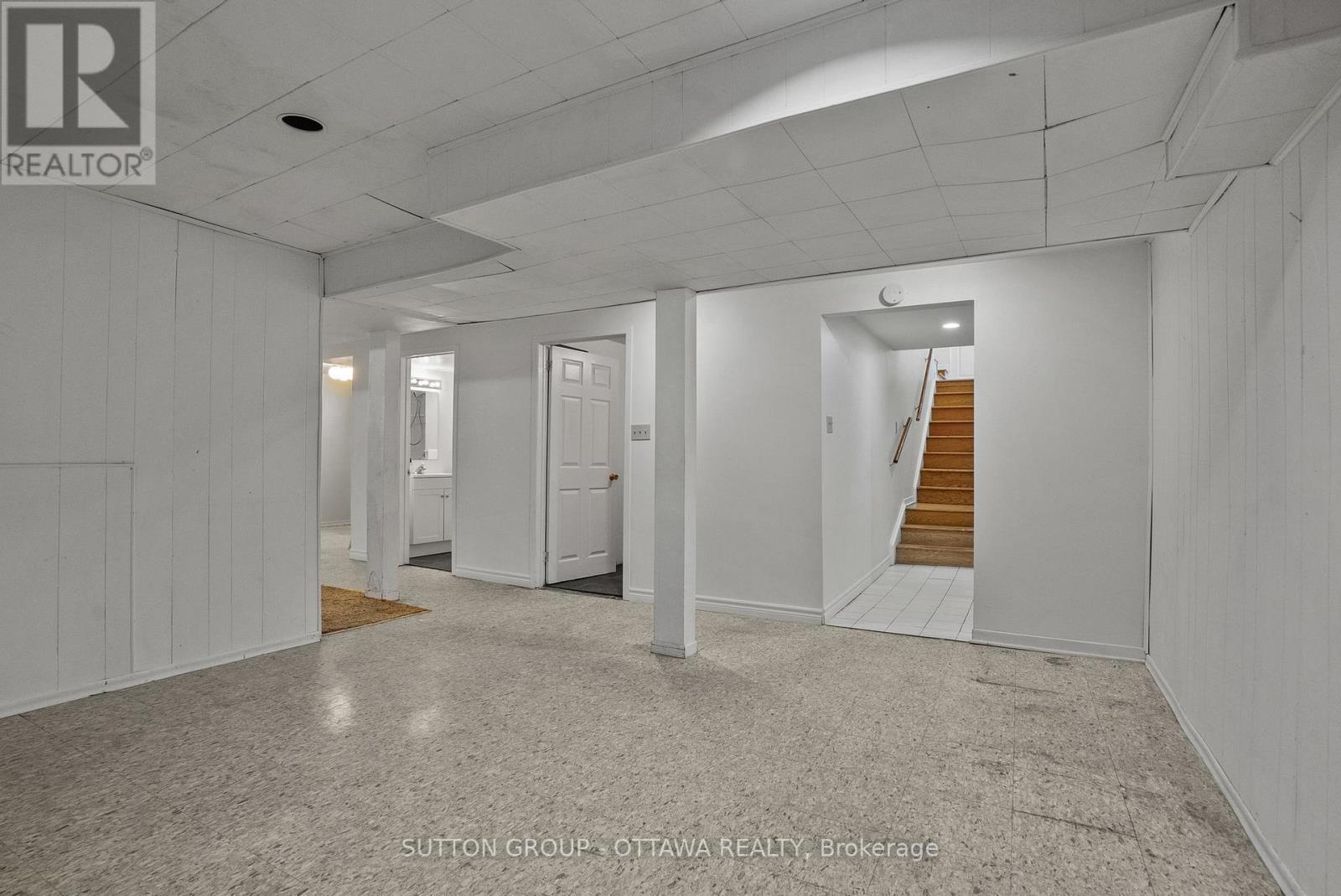 45 Larkspur Drive, Ottawa, ON - Indoor Photo Showing Other Room