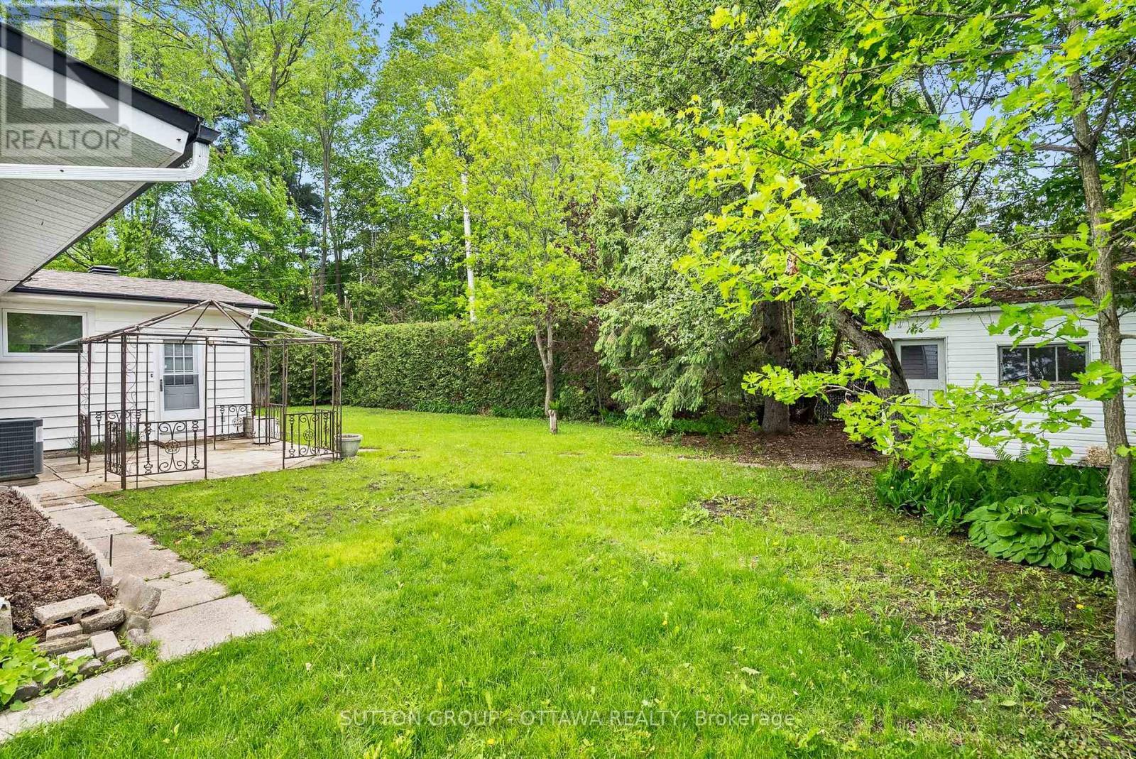 45 Larkspur Drive, Ottawa, ON - Outdoor