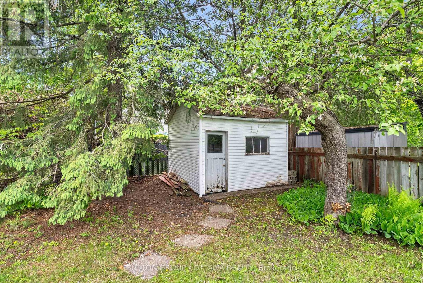 45 Larkspur Drive, Ottawa, ON - Outdoor
