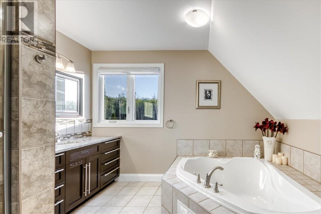 2236 Bay Estates N, Sheguiandah, ON - Indoor Photo Showing Bathroom