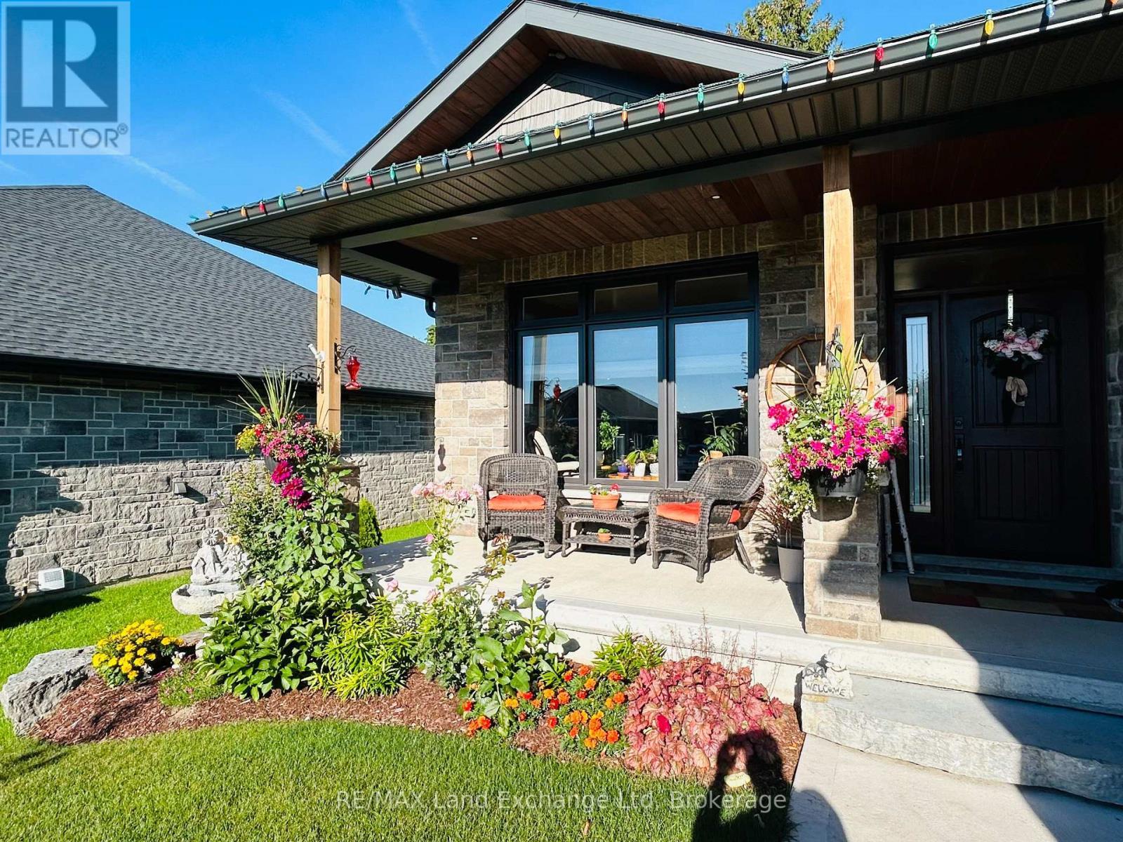 661 Gloria Street, North Huron (Blyth), ON - Outdoor