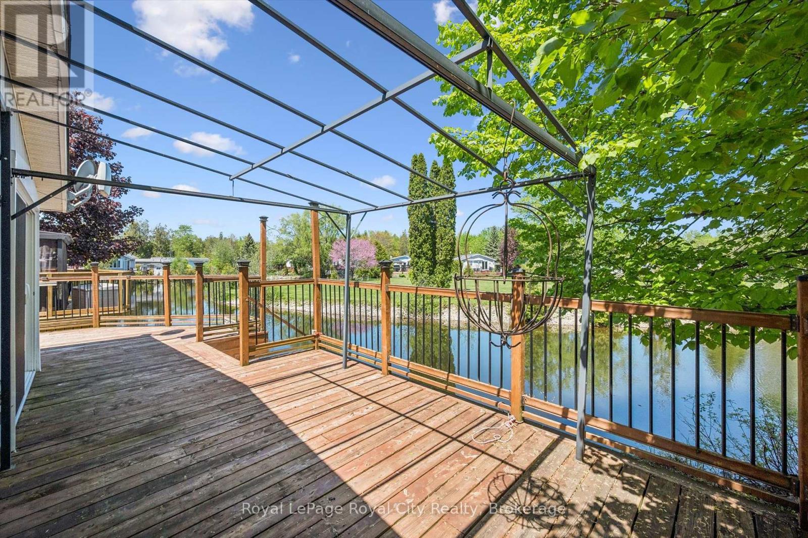 9 Bush Lane, Puslinch, ON - Outdoor With Deck Patio Veranda