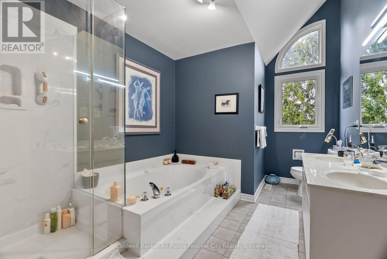 28 - 76582 Jowett'S Grove Road, Bluewater (Bayfield), ON - Indoor Photo Showing Bathroom