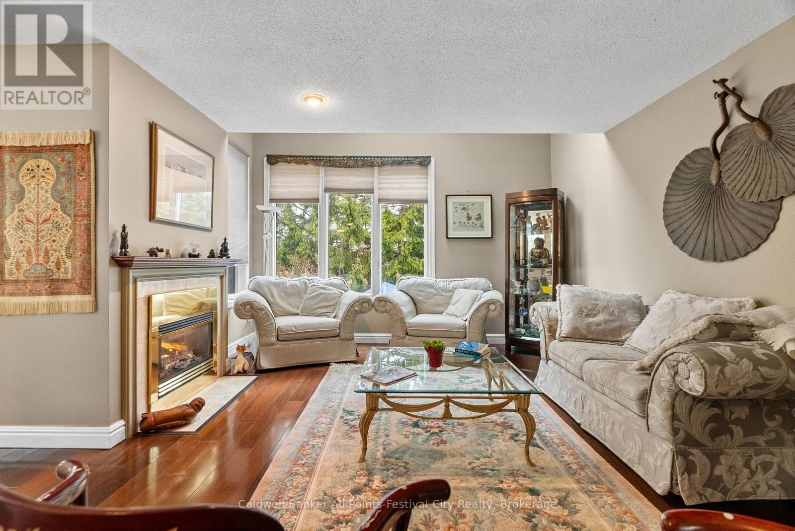 28 - 76582 Jowett'S Grove Road, Bluewater (Bayfield), ON - Indoor Photo Showing Living Room With Fireplace