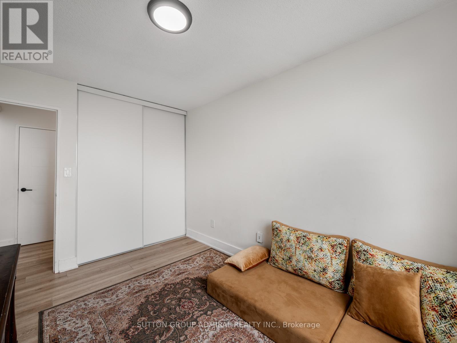 1603 - 20 Edgecliff Golfway, Toronto, ON - Indoor Photo Showing Other Room
