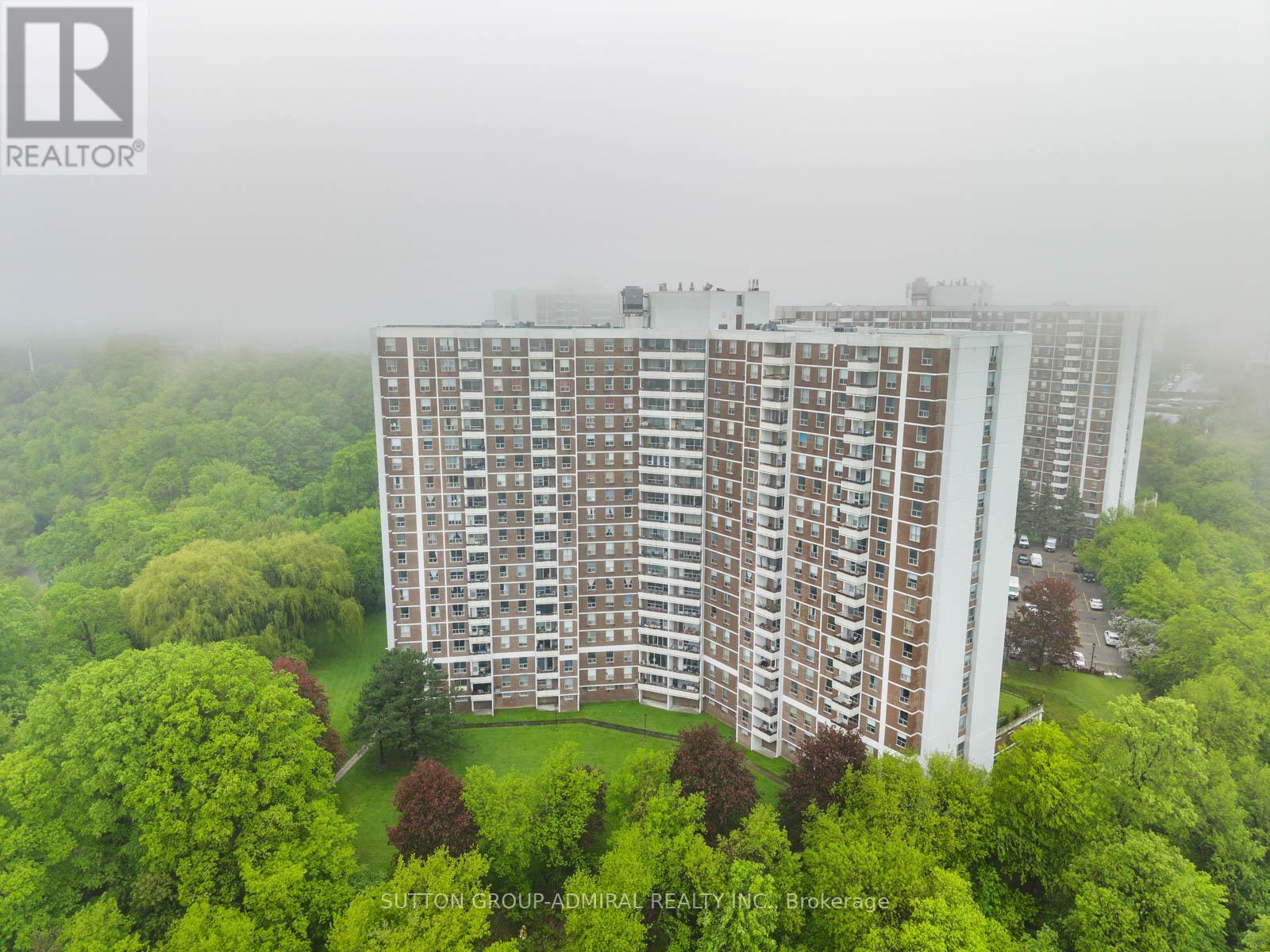 1603 - 20 Edgecliff Golfway, Toronto, ON - Outdoor