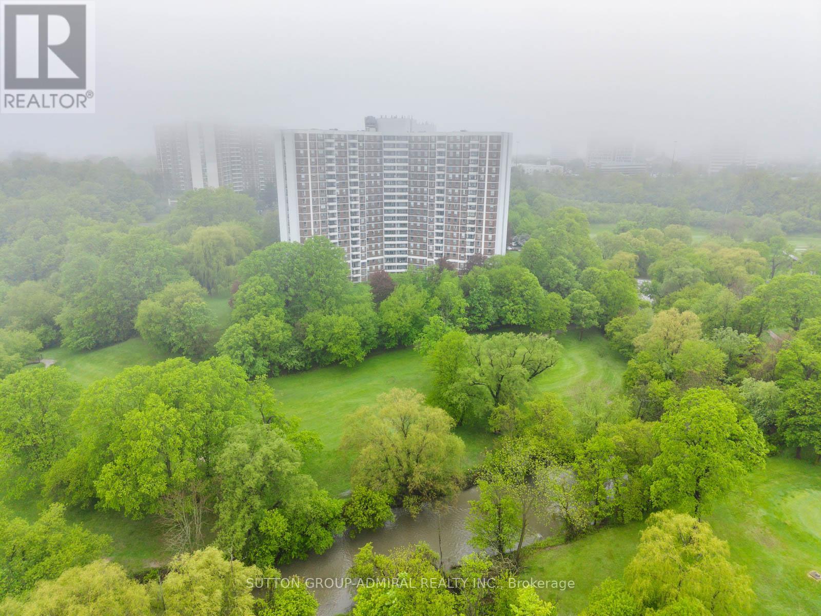 1603 - 20 Edgecliff Golfway, Toronto, ON - Outdoor With View