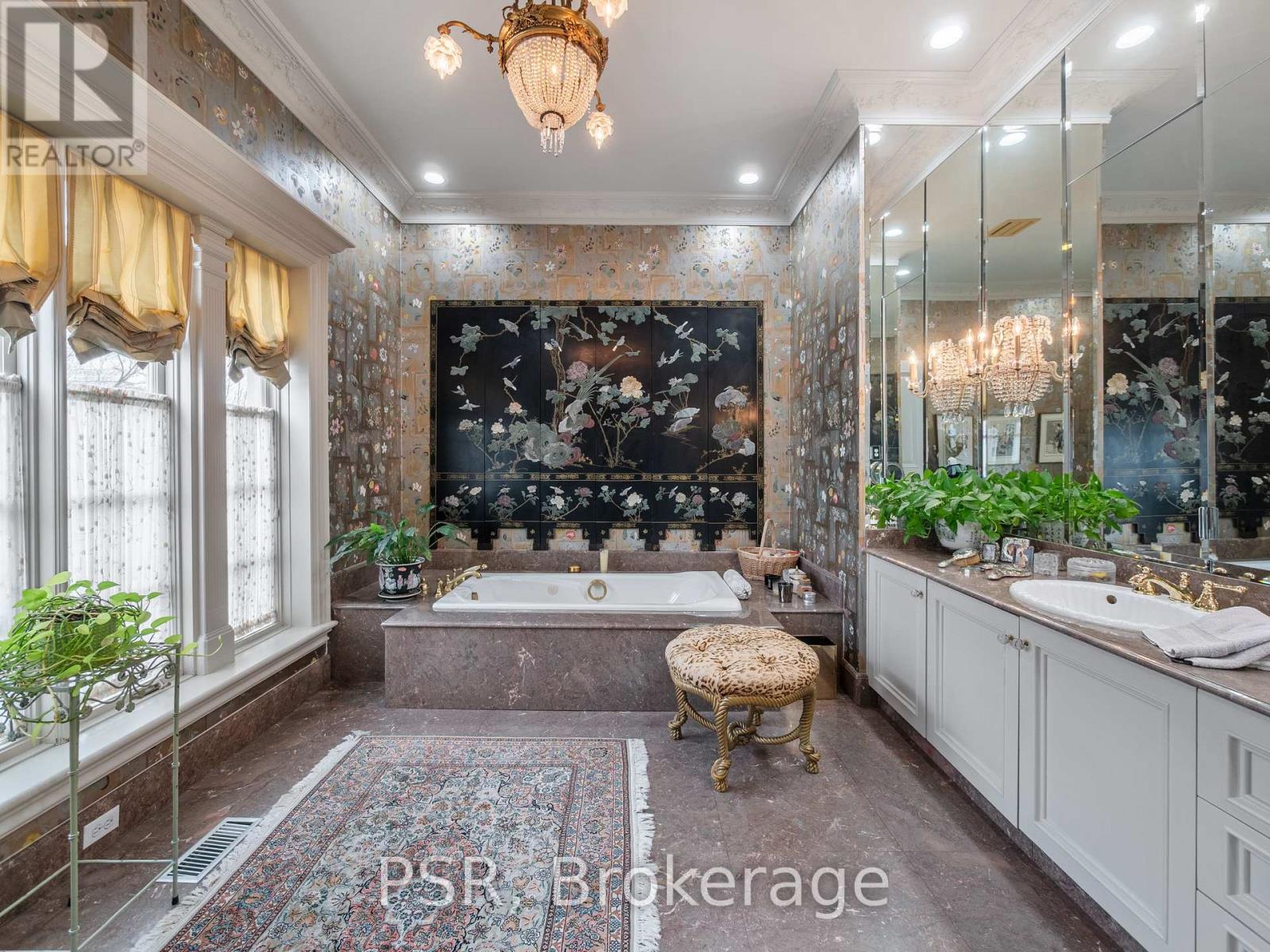 94 Dunvegan Road, Toronto, ON - Indoor Photo Showing Bathroom