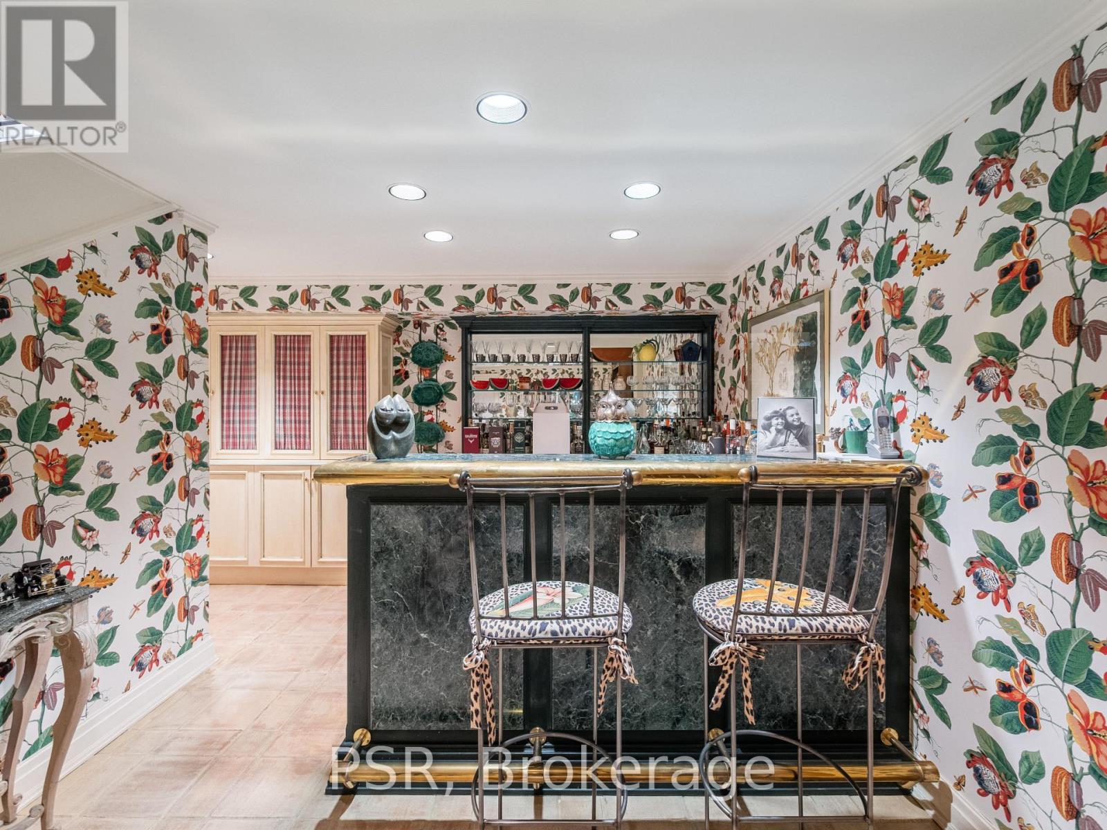 94 Dunvegan Road, Toronto, ON - Indoor With Storage
