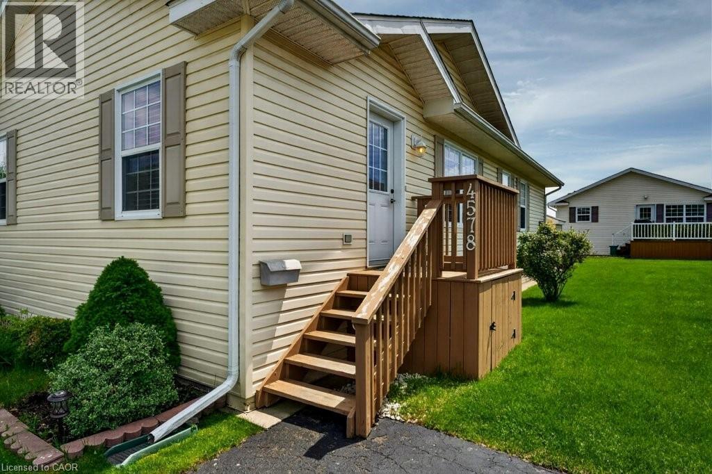 4578 Susanna Lane, Lincoln, ON - Outdoor