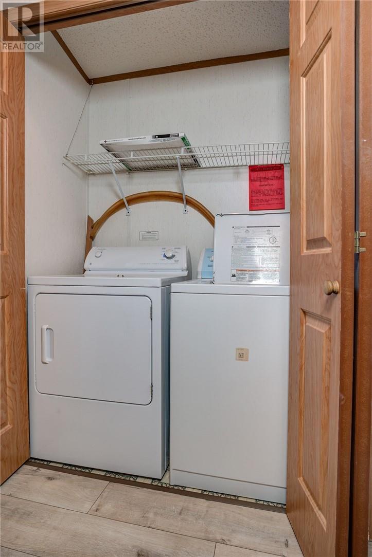 92 Corbin Avenue, Wahnapitae, ON