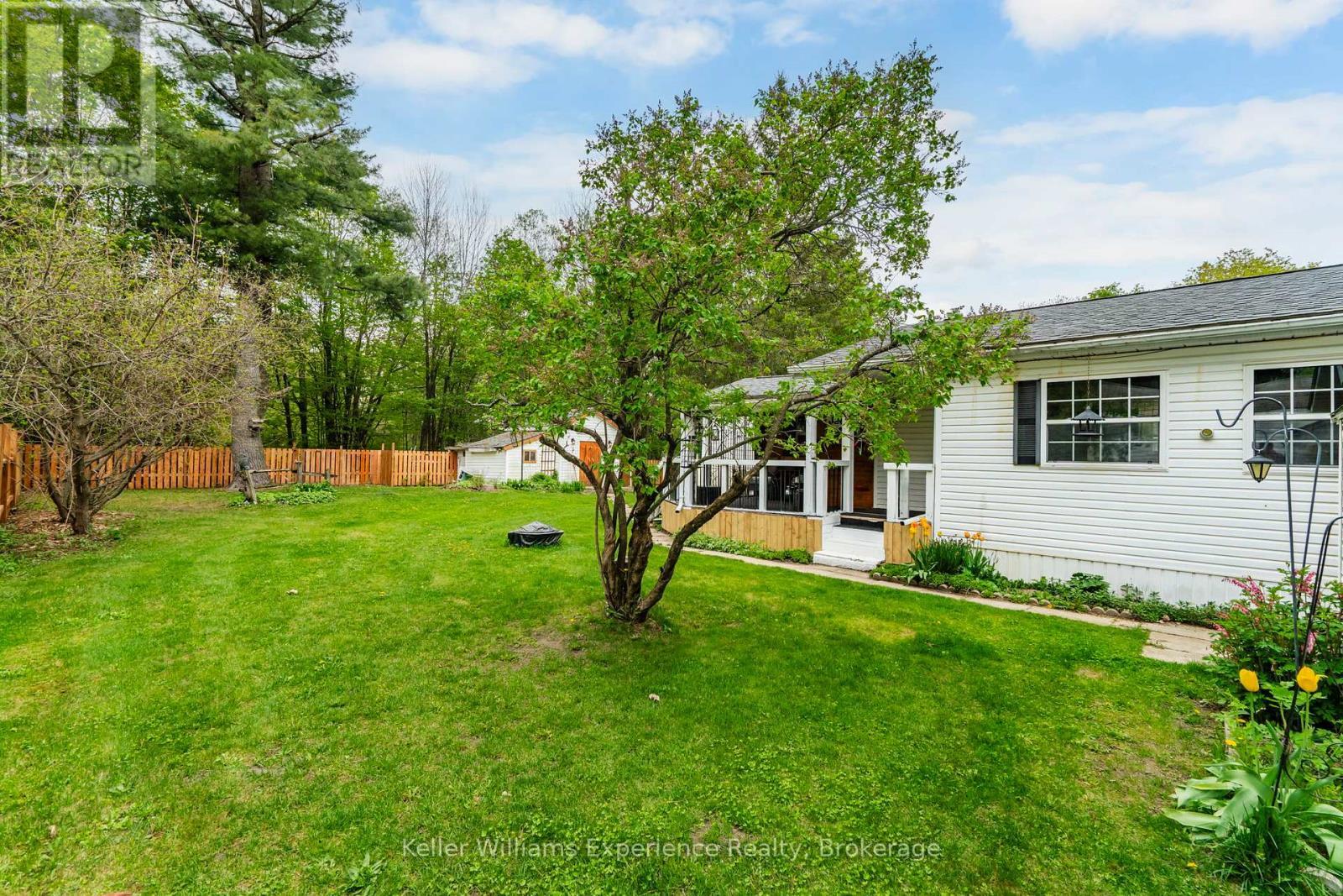 15 - 5411 Elliott Side Road, Tay, ON - Outdoor