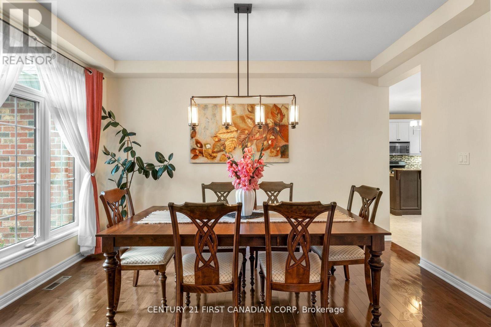 10 - 515 Skyline Avenue, London North (North B), ON - Indoor Photo Showing Dining Room