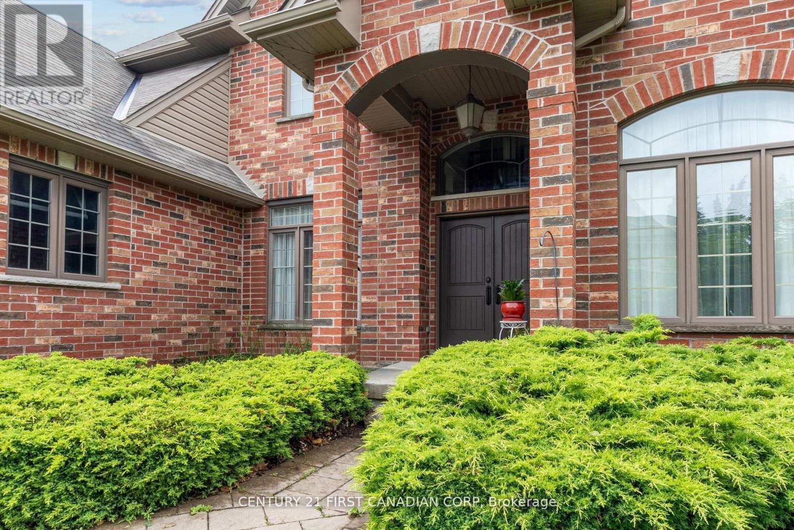 10 - 515 Skyline Avenue, London North (North B), ON - Outdoor With Exterior
