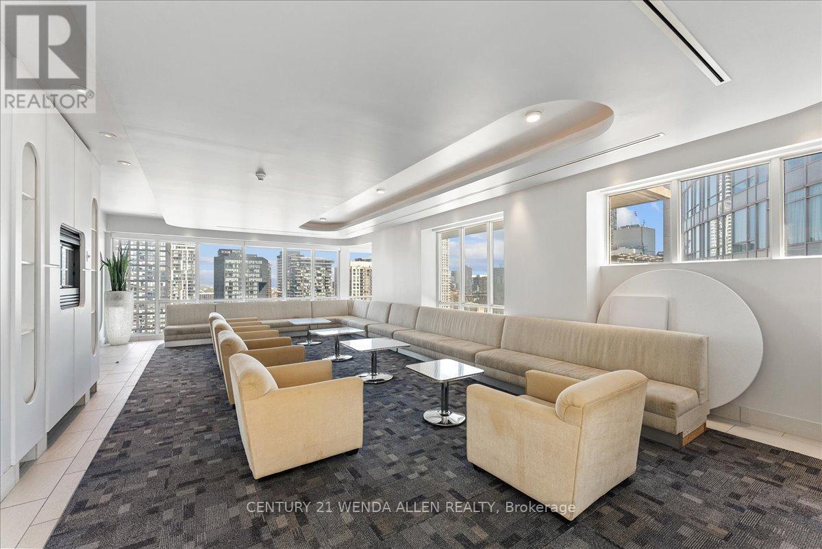 1709 - 220 Victoria Street, Toronto, ON - Indoor