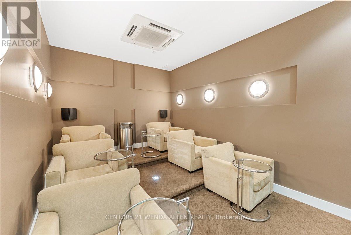 1709 - 220 Victoria Street, Toronto, ON - Indoor Photo Showing Other Room